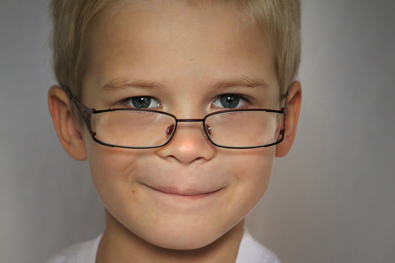 Determina lo spessore delle lenti occhiali per bambini